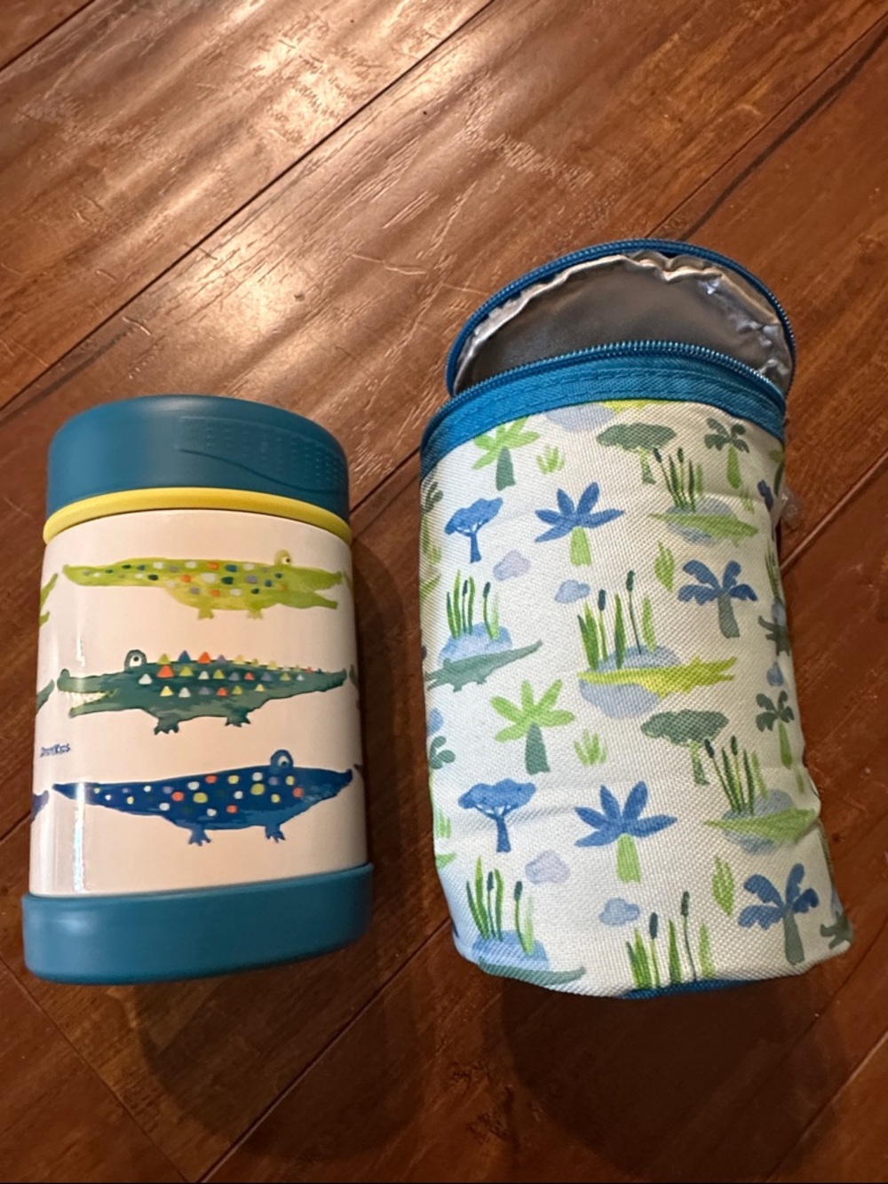 Rare LesonJoy dinosaur thermos food storage container with carry case